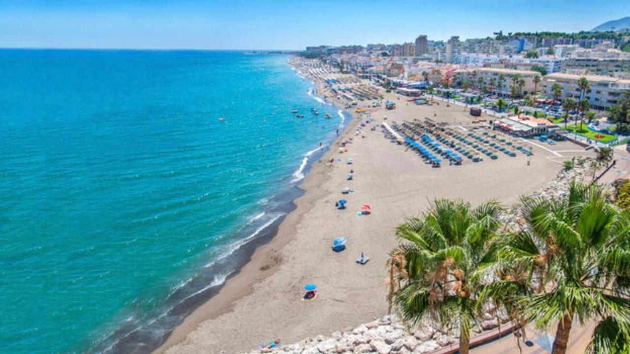 Beachfront Apartment In La Cala De Mijas Esterno foto