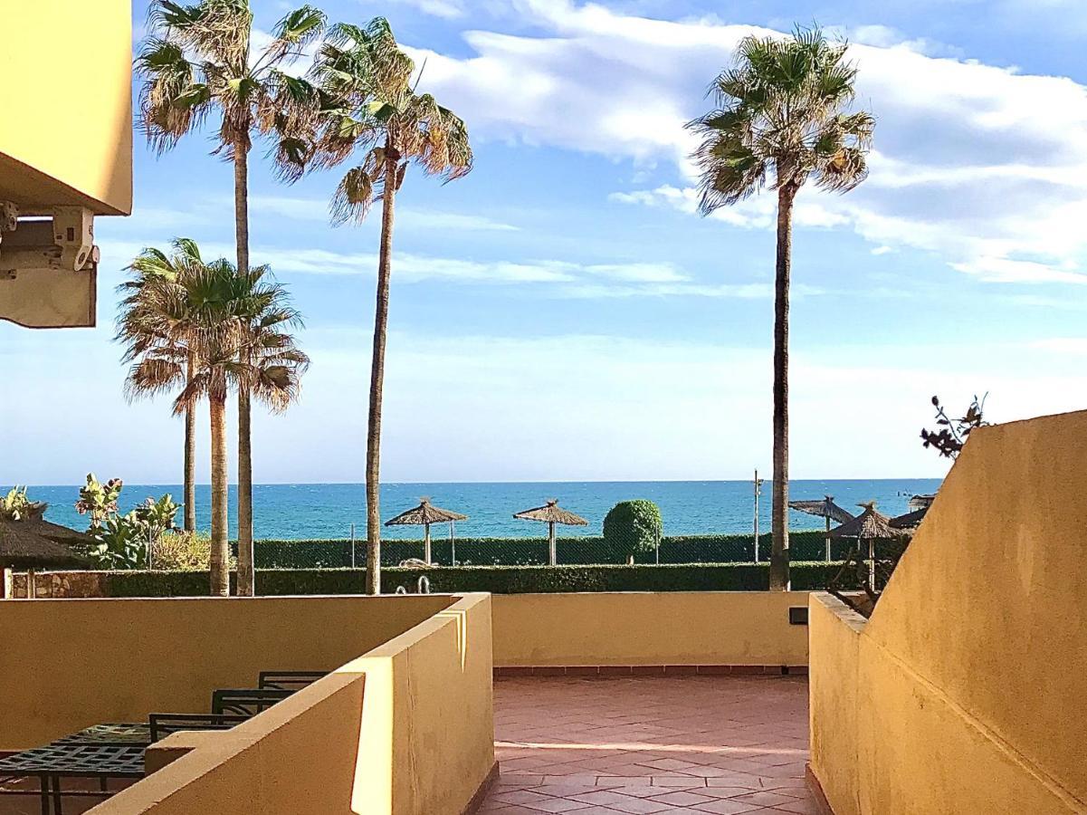 Beachfront Apartment In La Cala De Mijas Esterno foto