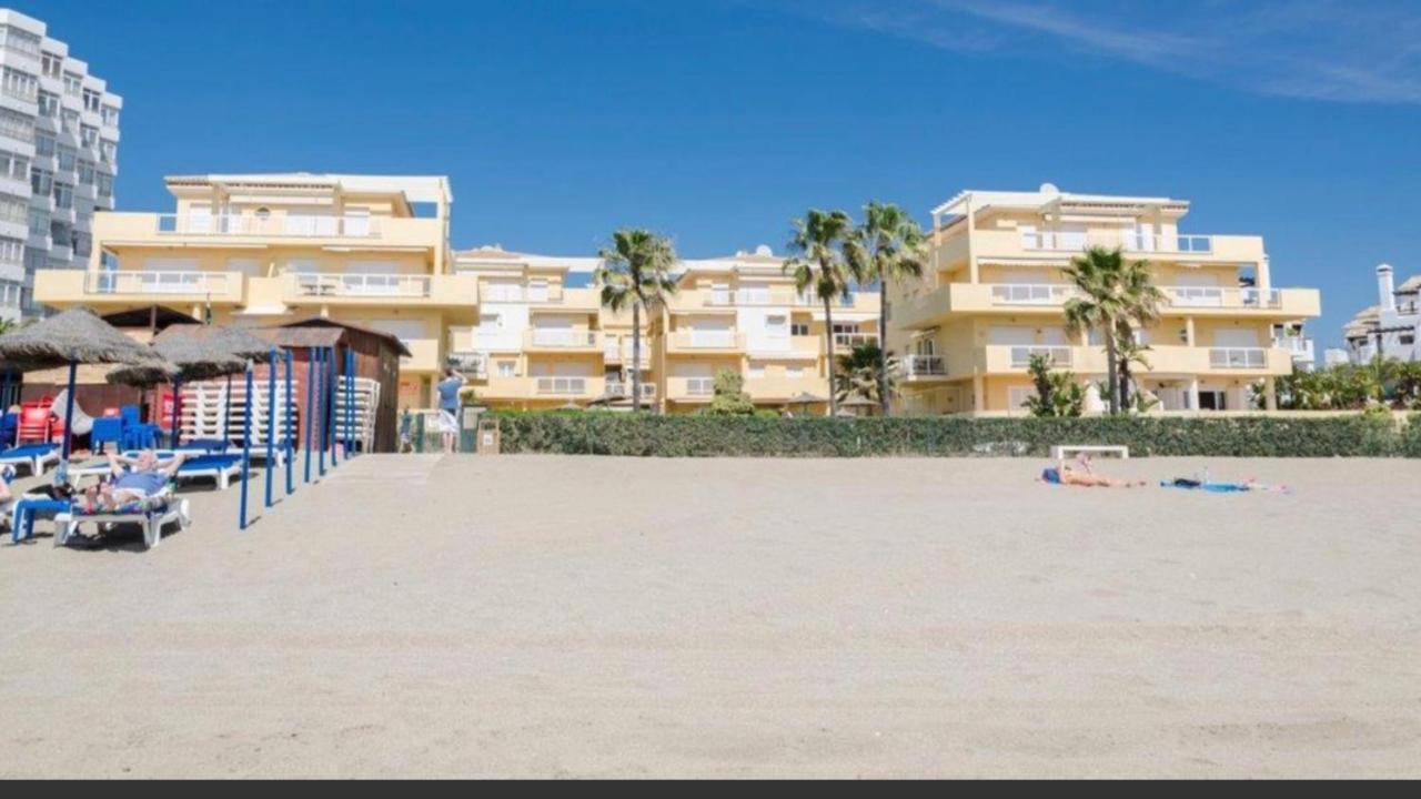 Beachfront Apartment In La Cala De Mijas Esterno foto