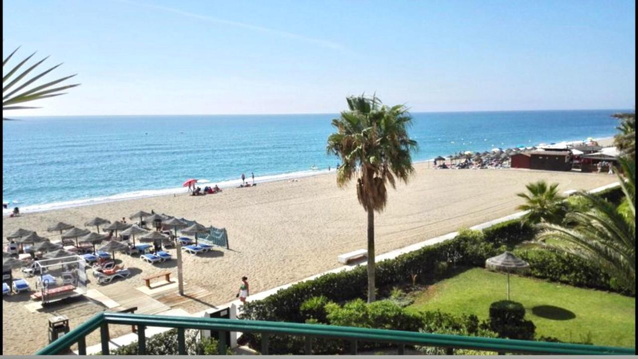 Beachfront Apartment In La Cala De Mijas Esterno foto