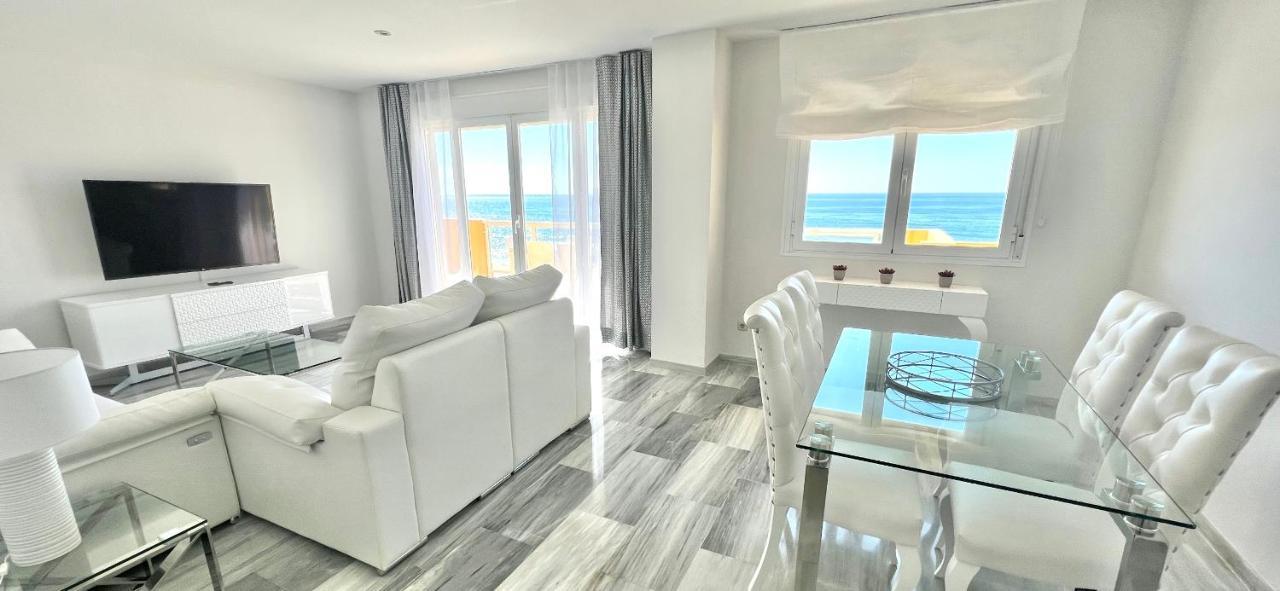 Beachfront Apartment In La Cala De Mijas Esterno foto