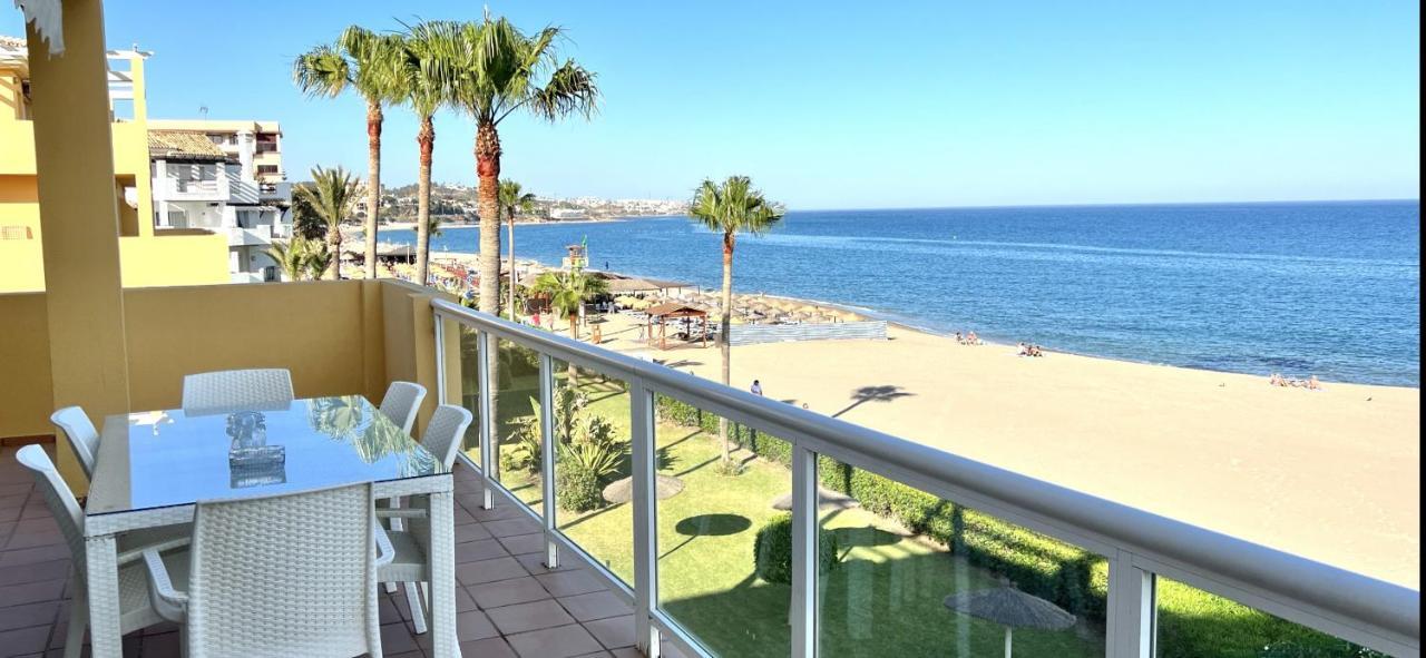 Beachfront Apartment In La Cala De Mijas Esterno foto
